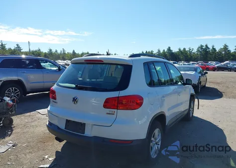 2016 Volkswagen Tiguan S из США, поврежденный, VIN WVGBV7AX1GW549465
